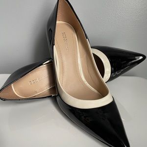 BCBGeneration Pointy Toe Heals
